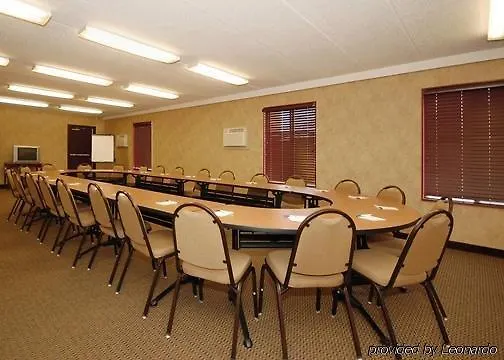 Hotel Rodeway Inn And Suites Newport News